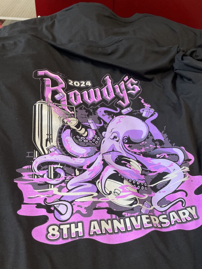 Custom screen printed apparel by Kinetic Print Co.